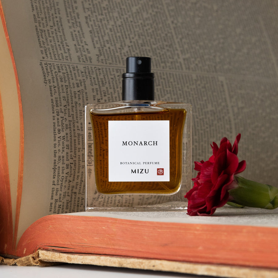 MIZU Monarch all natural perfume 