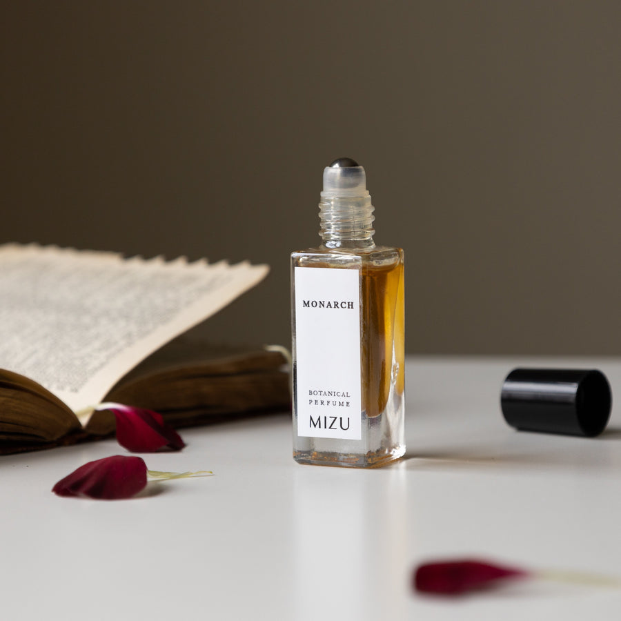 MIZU Monarch Perfume Oil Roll On