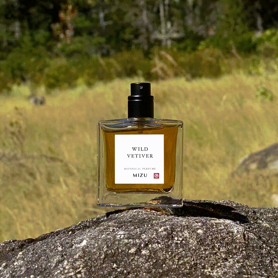 MIZU Wild Vetiver unisex perfume